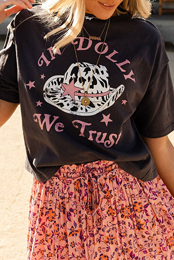 Gray WE TRUST IN DOLLY Western Fashion Graphic Tee