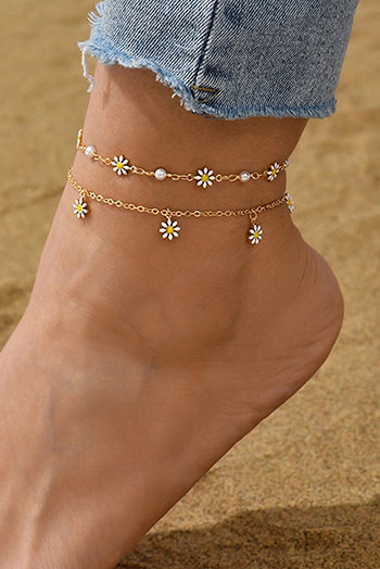 Gold Daisy and Pearl Chain Anklet