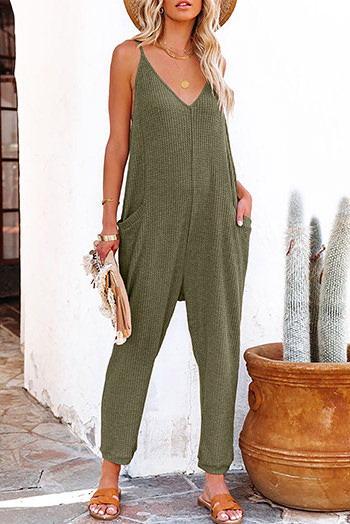 Green Textured Sleeveless V Neck Pocketed Casual Jumpsuit