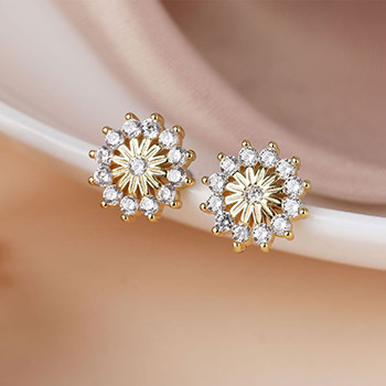 Elegant CZ Wheel Compass 925 Sterling Silver Stud Earrings