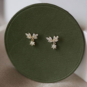 Beautiful CZ Flowers Wings 925 Sterling Silver Stud Earrings