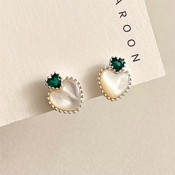 Elegant Gree CZ White Shell Heart 925 Sterling Silver Stud Earrings