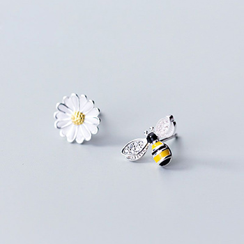 Cubic Zirconia Honeybee Sunflower 925 Sterling Studs Earrings