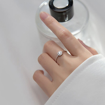 Lady CZ Snowflake 925 Sterling Silver Adjustable Ring