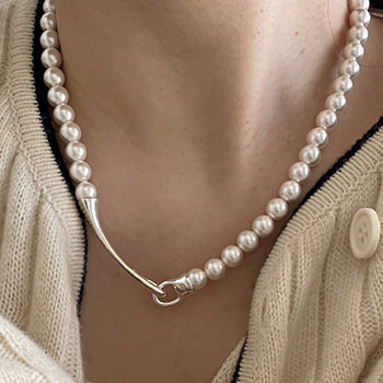 Women Elegant Round Shell Pearls 925 Sterling Silver Necklace