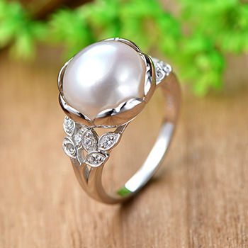 Simple Flower Round Trendy Vogue Silver Natural White Pearl Ring