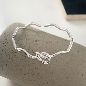 Simple Twisted Knot Wave S999 Sterling Silver Open Bangle