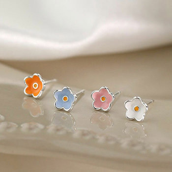 Asymmetry Cute Mini Flowers 925 Sterling Silver Stud Earrings