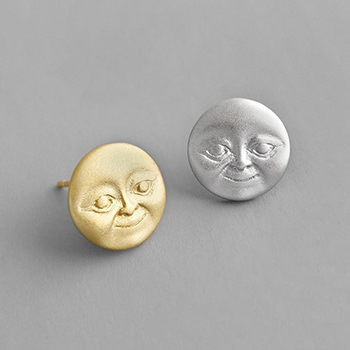 Cute Moon Face Round 925 Sterling Silver Stud Earrings