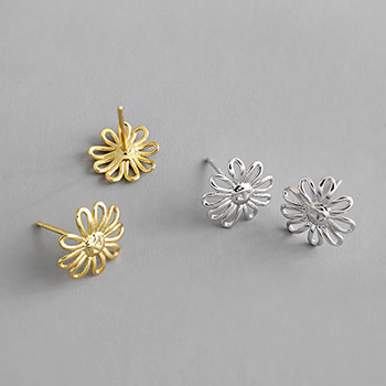 Girl Hollow Sunflower 925 Sterling Silver Stud Earrings