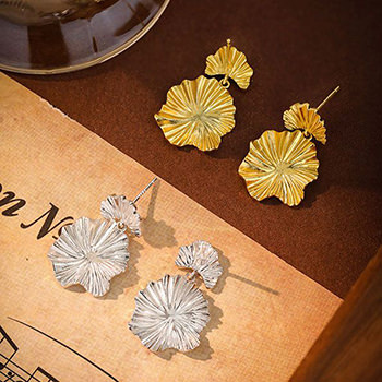 Beautiful Gold Lotus Leaf Flower 925 Sterling Silver Dangling Earrings